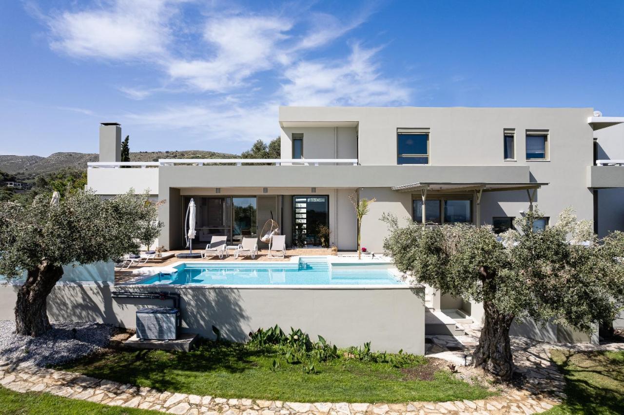 Rizes Villa With Jacuzzi & Heated Pool Agia Triada Exterior photo