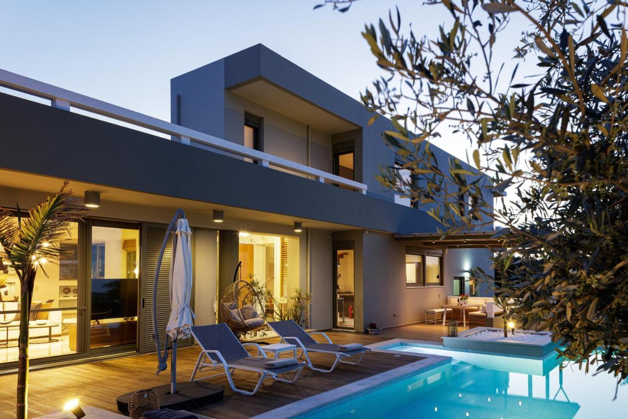 Rizes Villa With Jacuzzi & Heated Pool Agia Triada Exterior photo