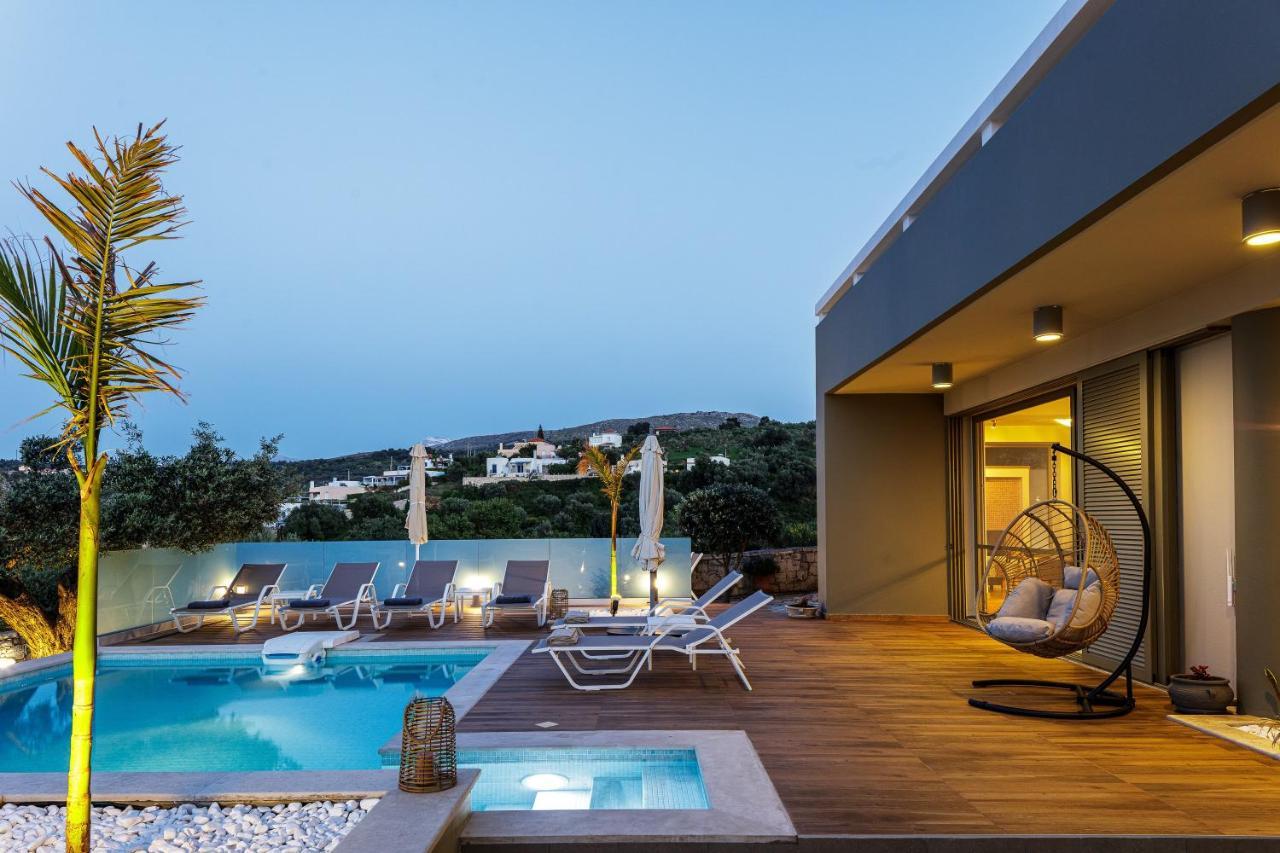 Rizes Villa With Jacuzzi & Heated Pool Agia Triada Exterior photo