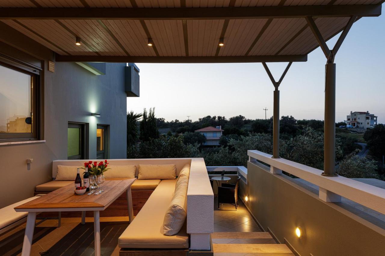 Rizes Villa With Jacuzzi & Heated Pool Agia Triada Exterior photo